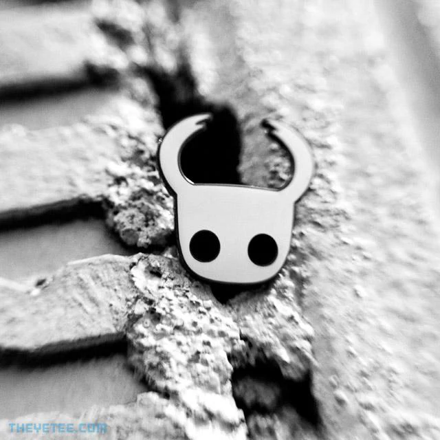 Knight Pin - Image 4