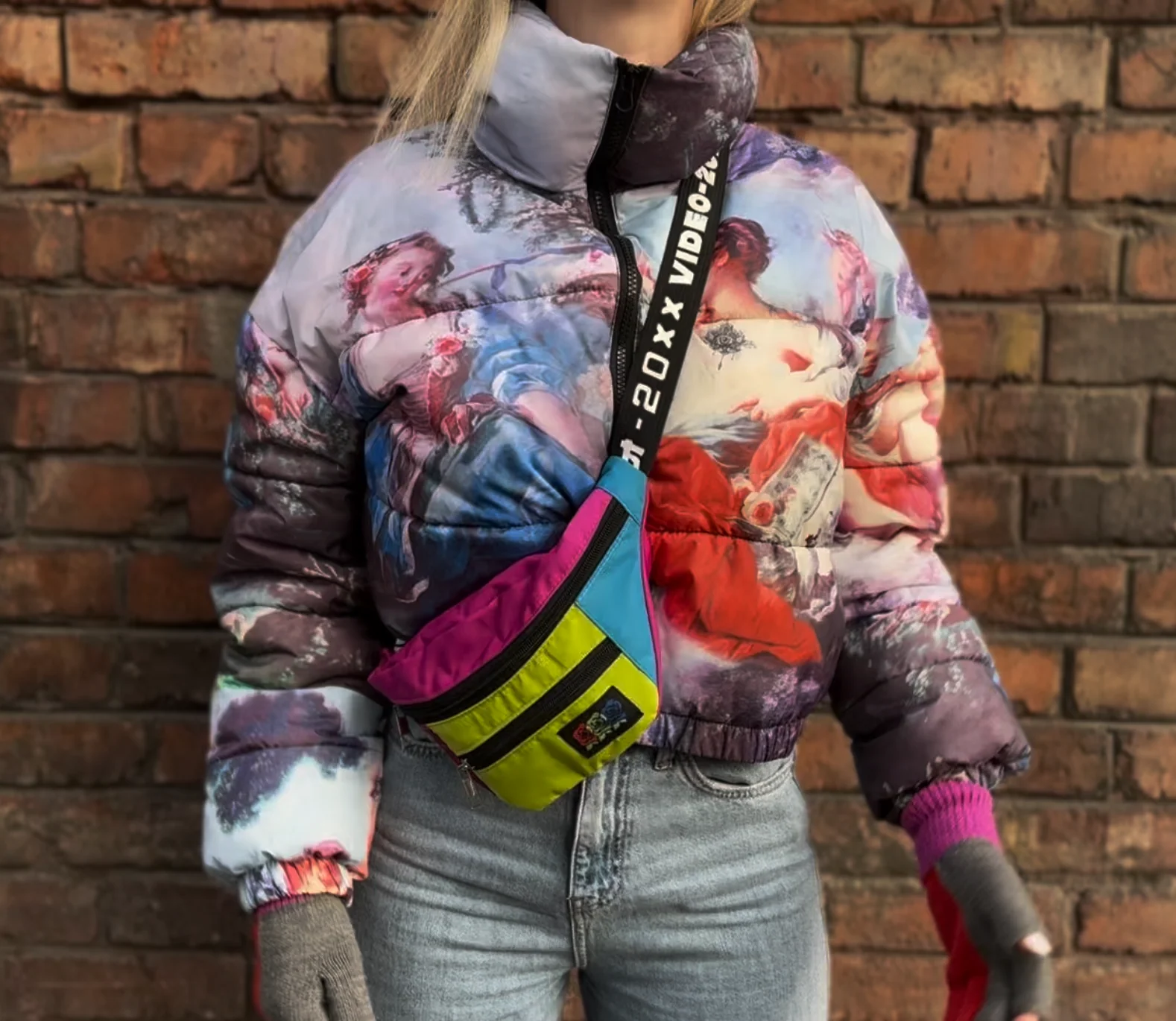 VHS Hip Pack - Image 2